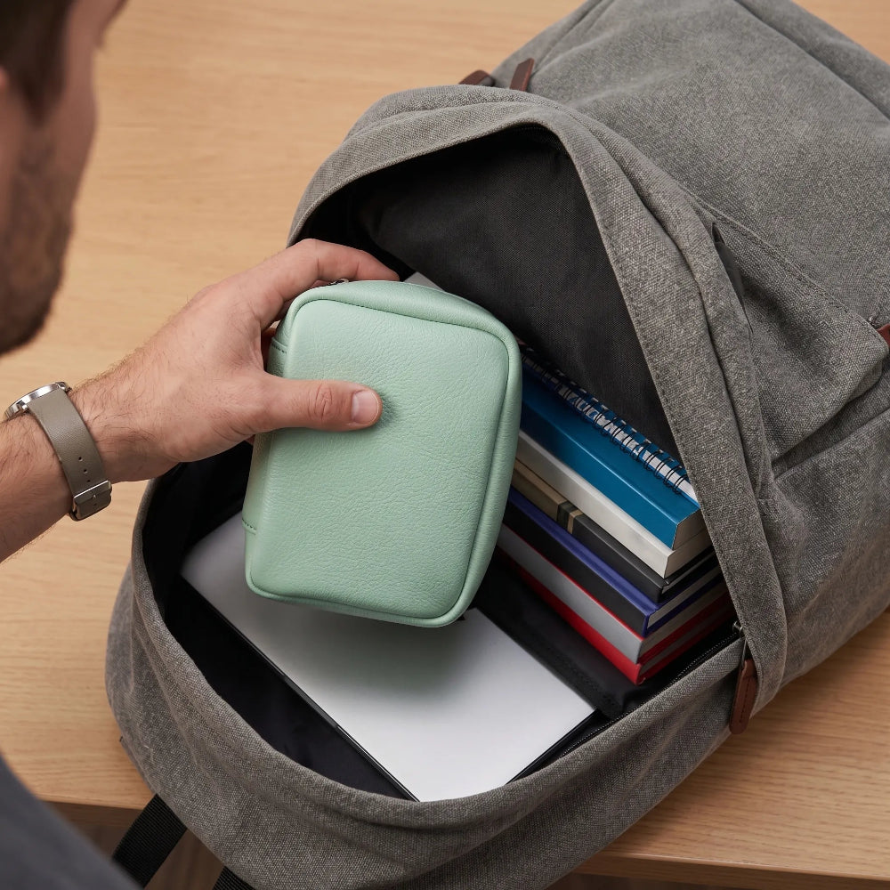 WeekPouch™ Portable Medicine Case — 14 Labelled Zip Pouches