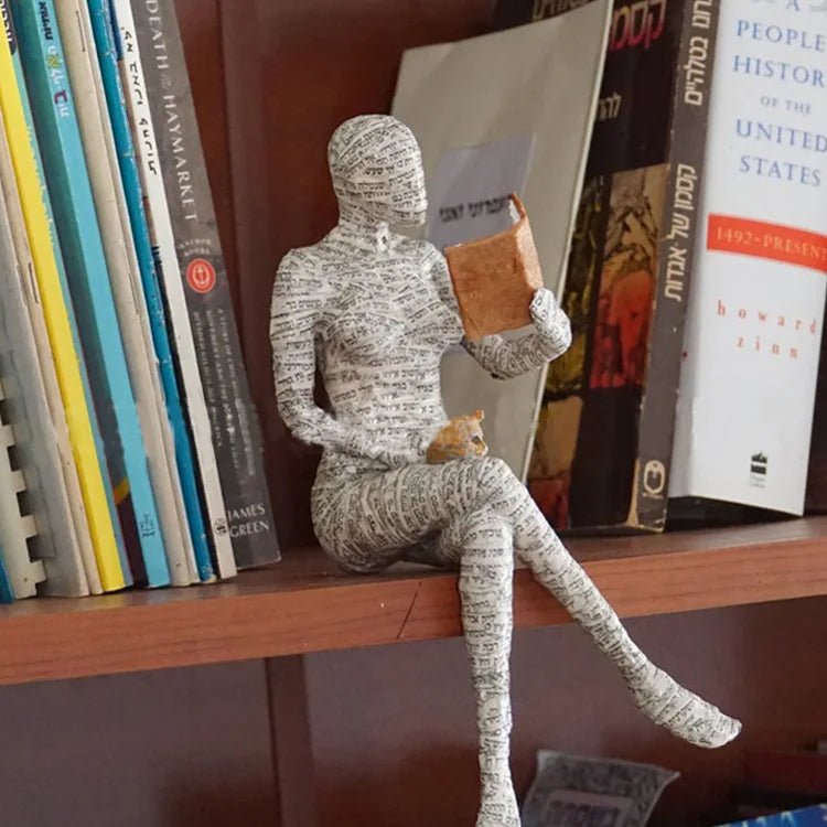 Nordic Reading Woman Abstract Sculpture - Luci - Luci