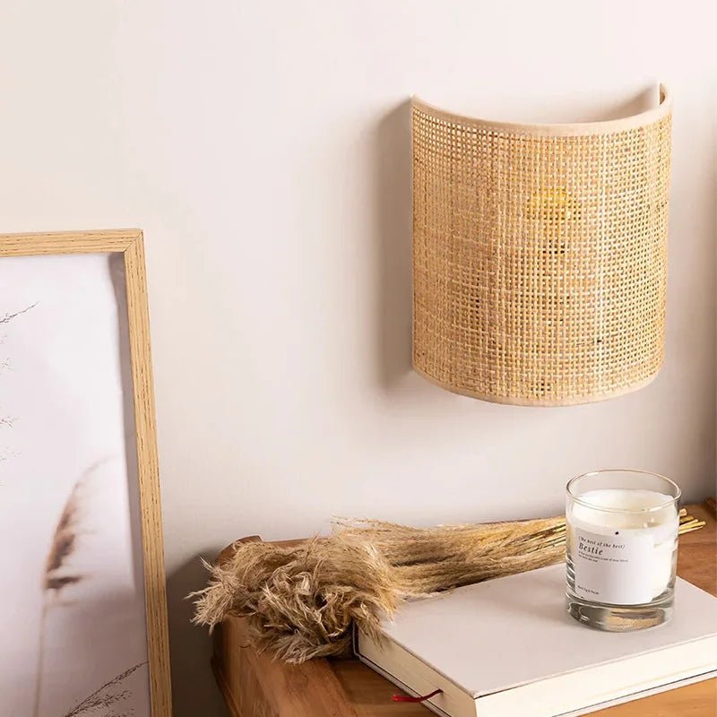 Elegant Rattan Wall Light E27 for Modern Home Decor - Luci